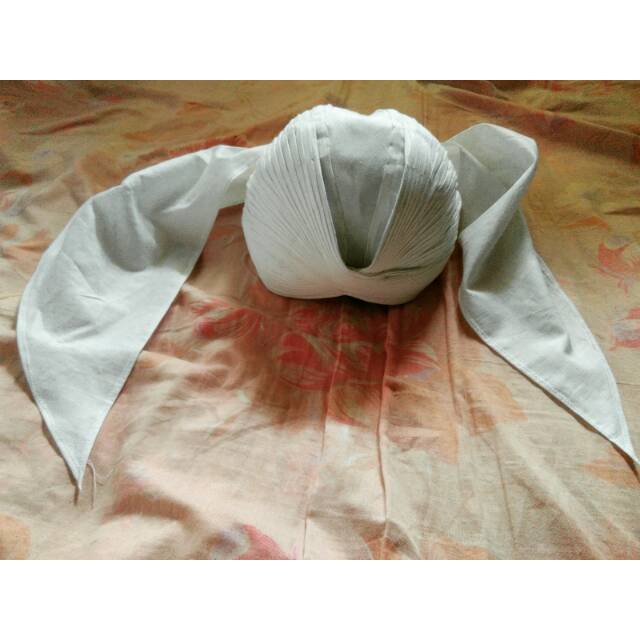 Blangkon Sliwir Jogja lipat Putih polos