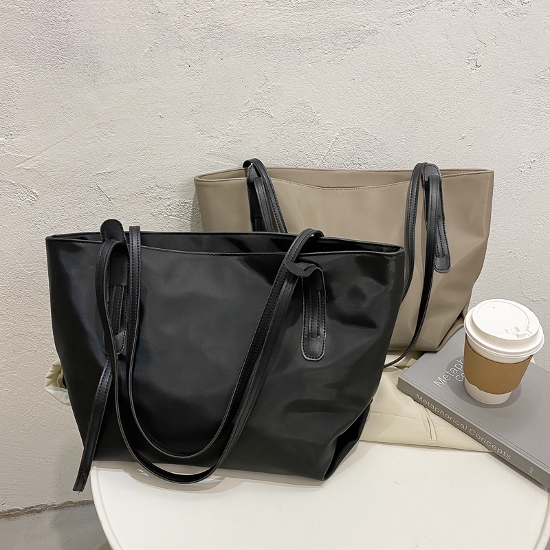 7768 𝙂𝙡𝙖𝙘𝙚 𝘽𝙖𝙜 Tote Bag Import Bahan Parasut Glosy Waterproof