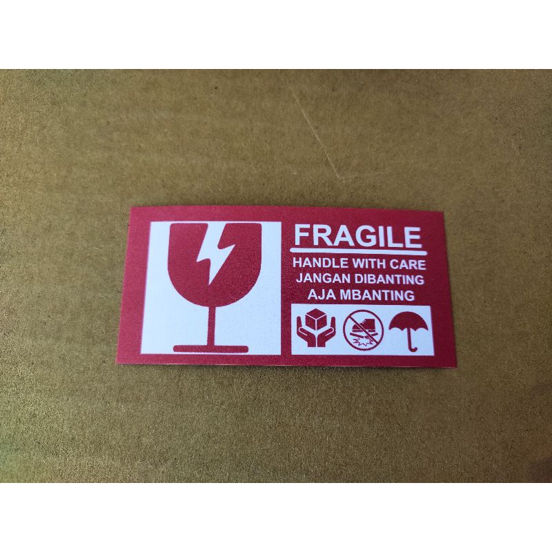 

Stiker FRAGILE 5X9 cm bontak HVS
