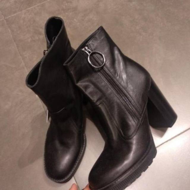 Zara Boots