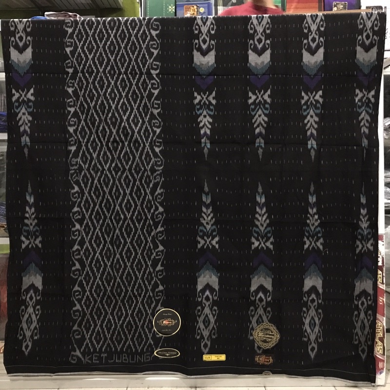 SARUNG KETJUBUNG RED MOTIF CLS