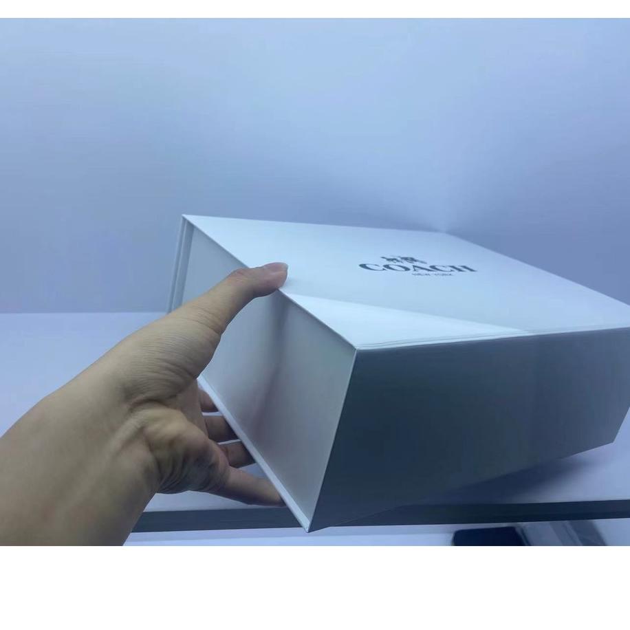 

Koleksi Terbaru ♛ 50K/BSTH668/198-BOXCH123 COACH Original Carton Gift Box Folding Box High-end Carton Premium Gift Box 带字 BOXCH123...