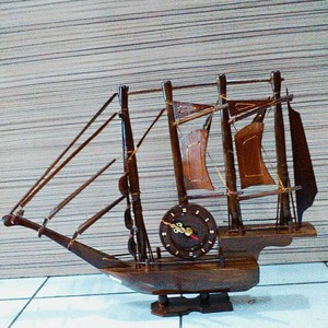 JAM MEJA KAYU - dekorasi jam meja perahu kayu jati