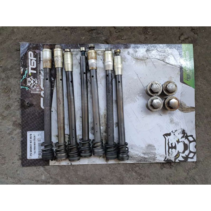 Sulingan shock shok depan Tirev Tiger revo original copotan