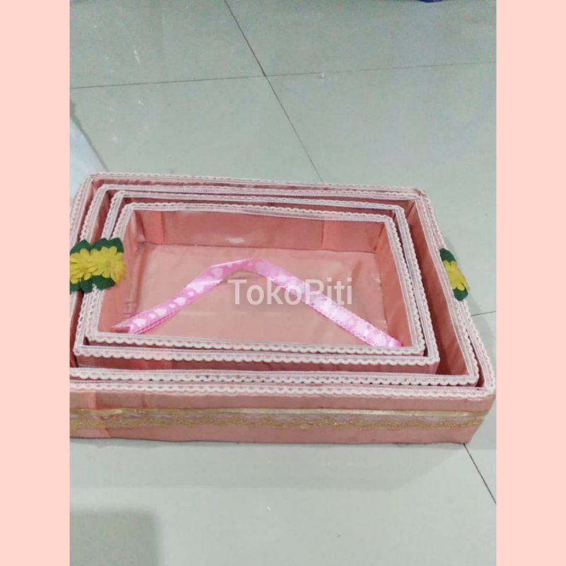 

JUAL MURAH MELATI PLASTIK / KOTAK PARCEL PRELOVED