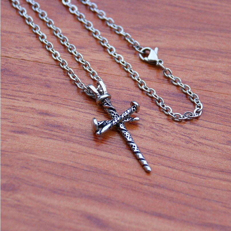 2021 Retro Titanium Steel Casting Men's Pendant Nail Necklace Cross Holiday Gift