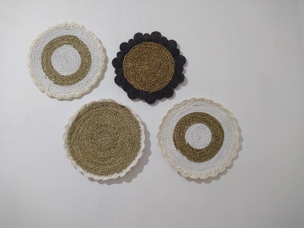 Placemat Seagrass Matahari Natural List Hitam Diameter 35 Cm