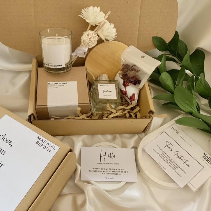 Paling Diminati.. Gift set Scented Candle Hampers Candle | Hampers Lilin Aromaterapi Madame Berdin |