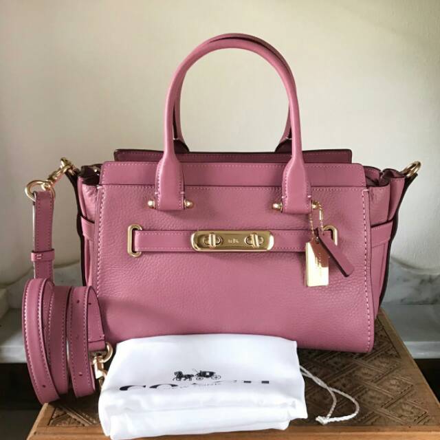 Tas selempang coach swagger 27 pink rose original