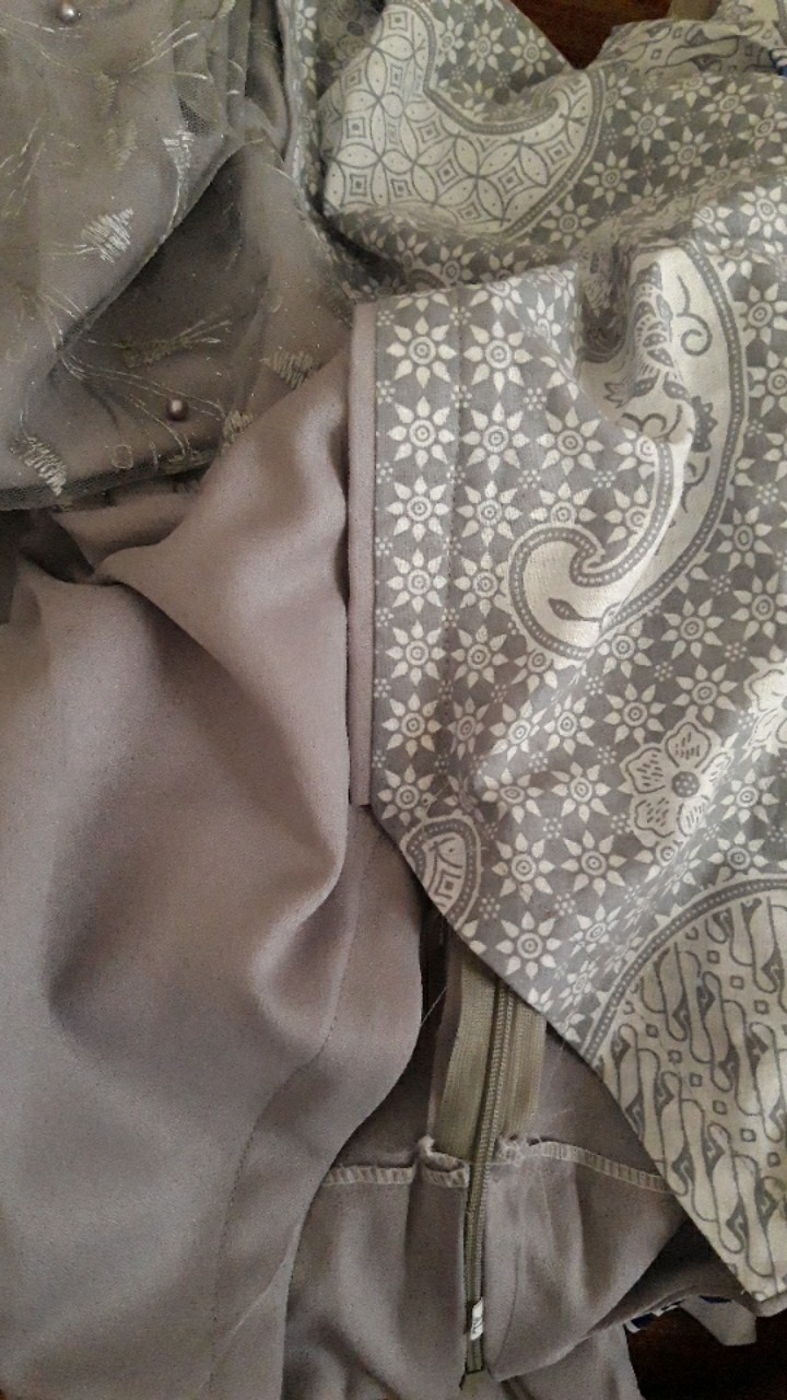 Atasan Batik Wanita Modern Blouse Batik Wanita Kombinasi Brokat Tille