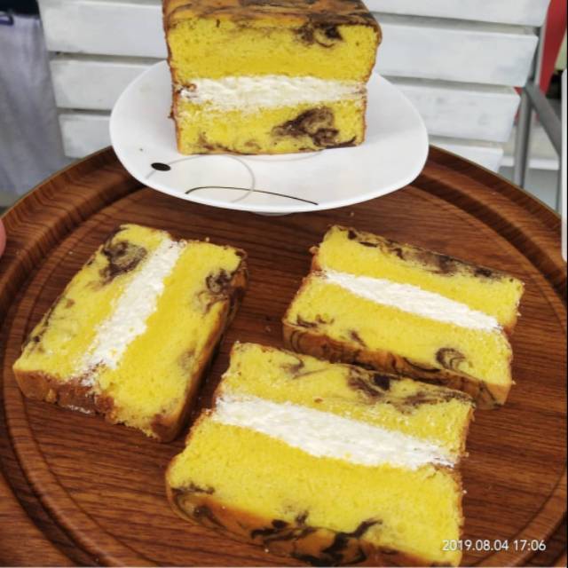 

Marble cheese cake khas bangka uk 10x20cm