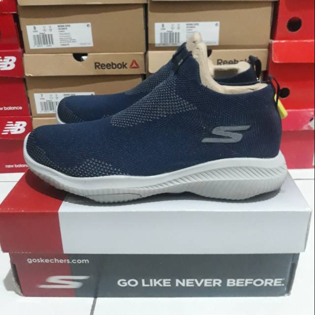 Skechers GO WALK REVOLUTION ULTRA JOLT