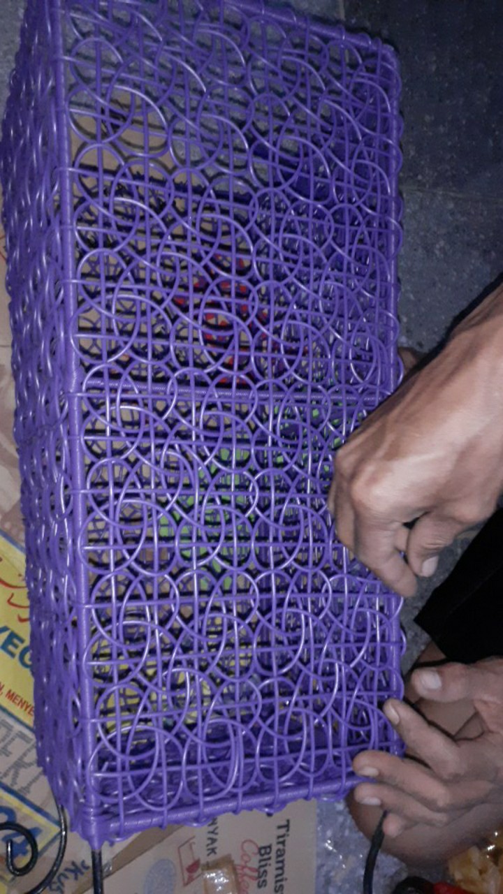 Tempat Payung Rotan Sintetis Bentuk Kotak Dan Bulat