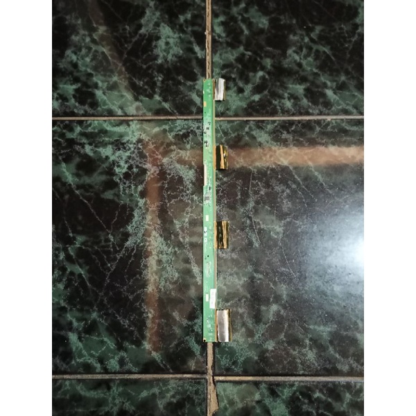 TCON - TICON - TIKON TV LED AKARI LE24K88ID - LE24K88