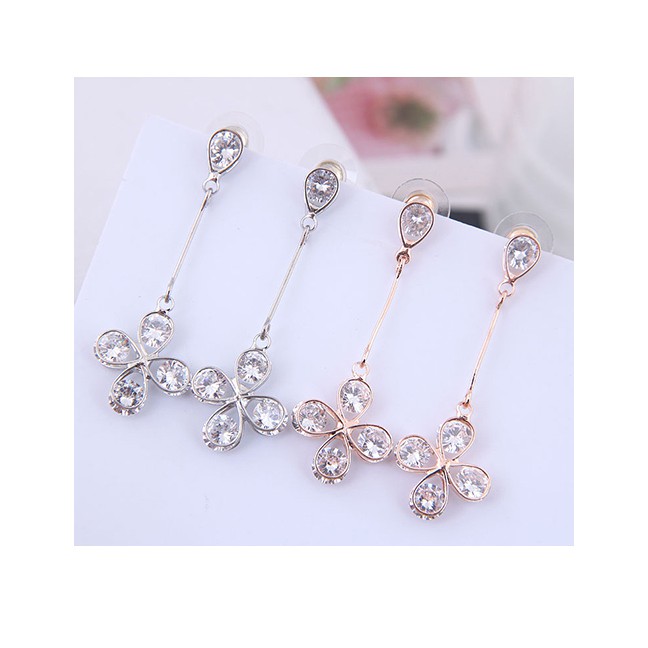 LRC Anting Tusuk Fashion Silver Metal Clover Zircon Earrings Copper A59227