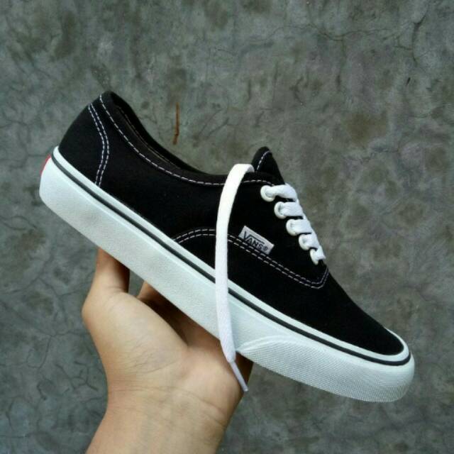 Sepatu Vans Authentic ICC Black White Hitam Putih Sneakers Pria Wanita Kets Sekolah Kerja Kuliah