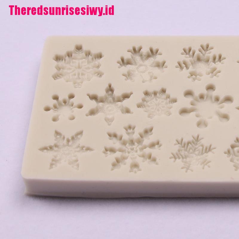 (Theredsunrisesiwy.Id) Cetakan Kue / Coklat Motif Snowflake Natal Bahan Silikon Anti Lengket