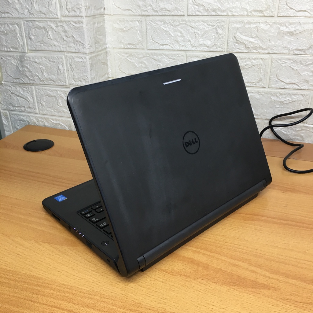 Laptop Dell Latitude 3340 Core i5 Gen 4 RAM 4GB Siap Pakai