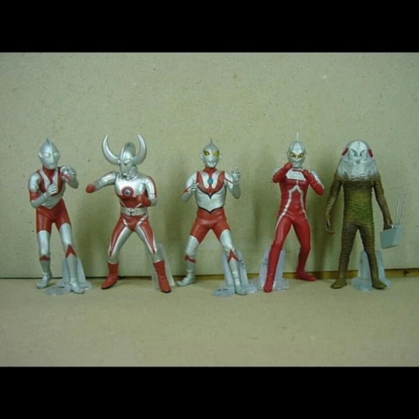 

Jual Ultraman Father ultra Ken ultraseven jack Alien Zarab Figure Set Diskon