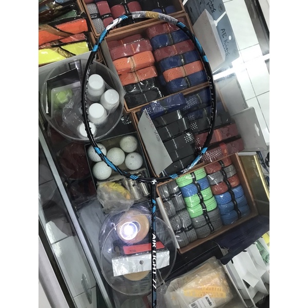 raket badminton toalson air light 77