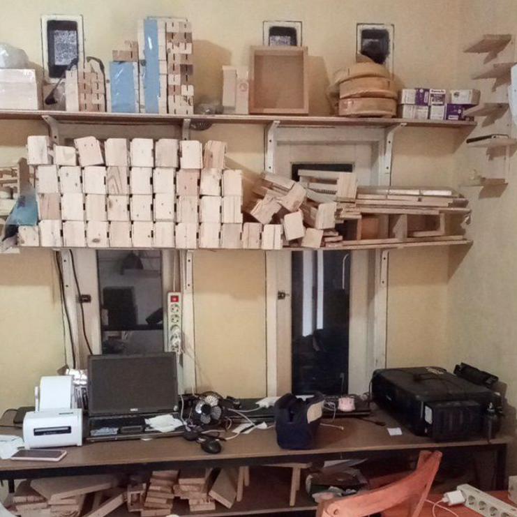 

Bagus Banget.. Wooden Easel 120cm /Standing Poto Kayu Tripod