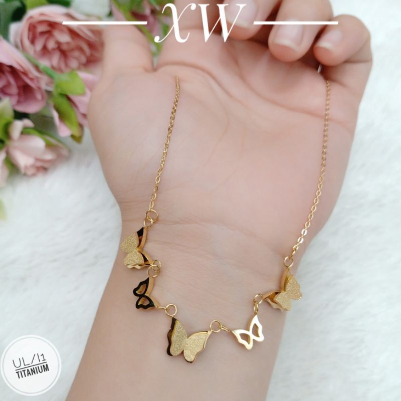 Kalung Titanium Kupu K04168