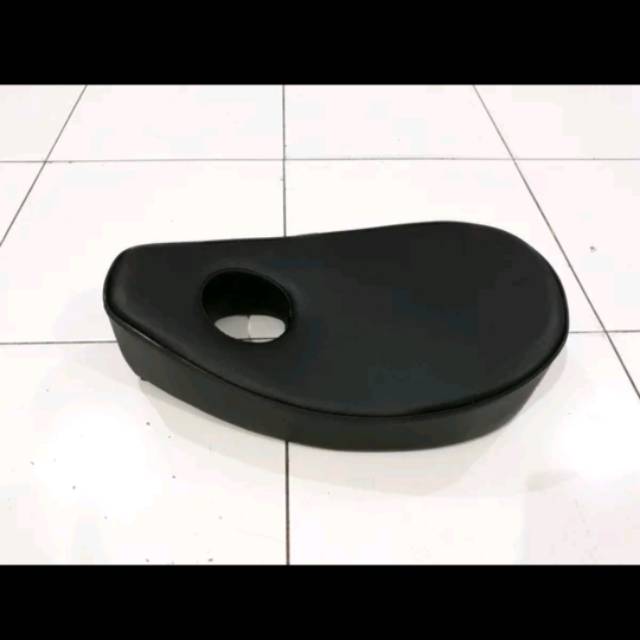 Jok Lubang STREET CUB Kapal Hitam