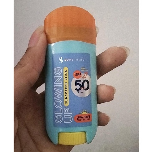 SOMETHINC Glowing Up Sunscreen Stick SPF 50++ PA ++++ - Sunblock Pelindung dari Sinar Matahari