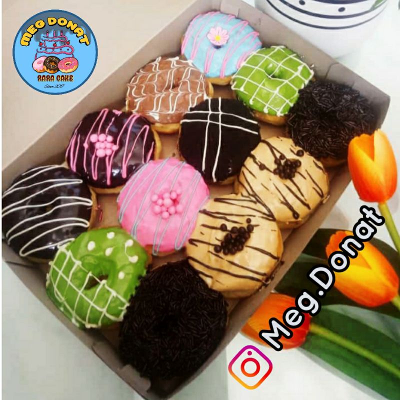 

Donat Kentang isi 12 Medium