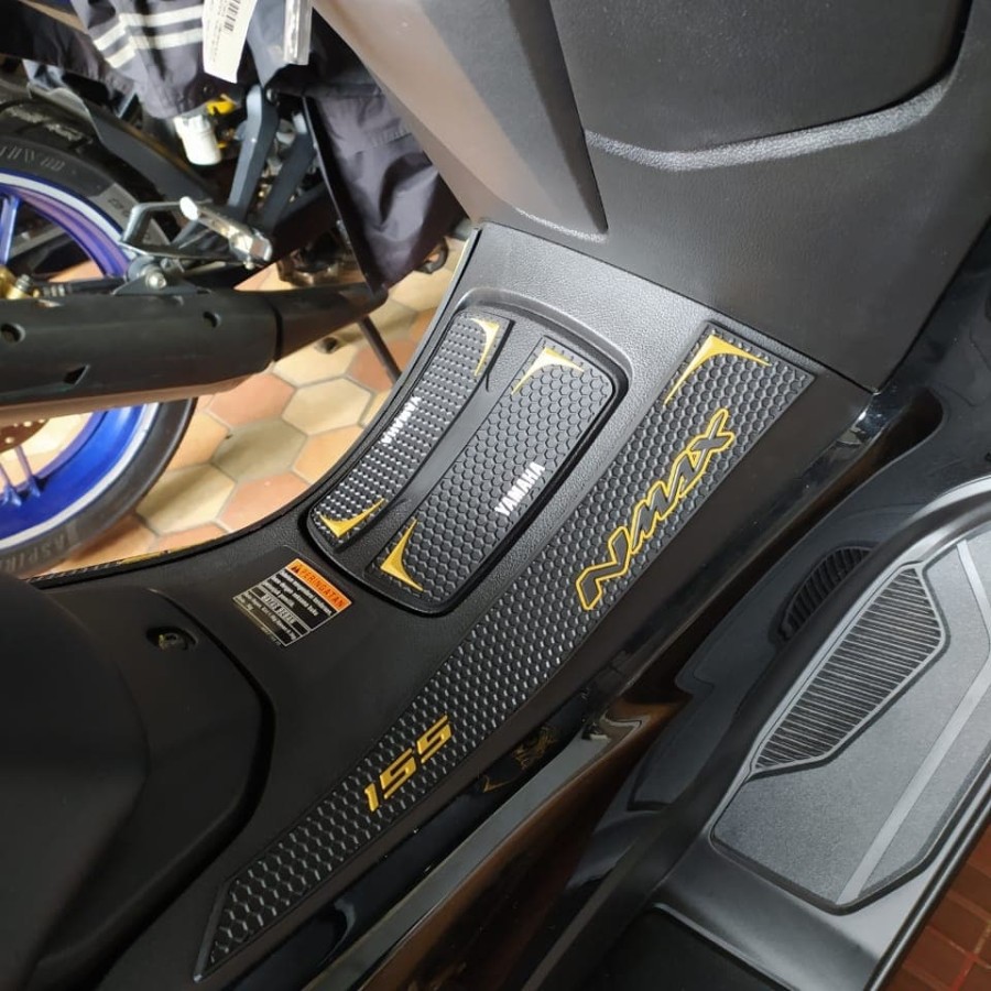 TANKPAD DECKPAD COVER STIKER CARBON PELINDUNG TUTUP BODY DECK TANKI MOTOR YAMAHA NMAX
