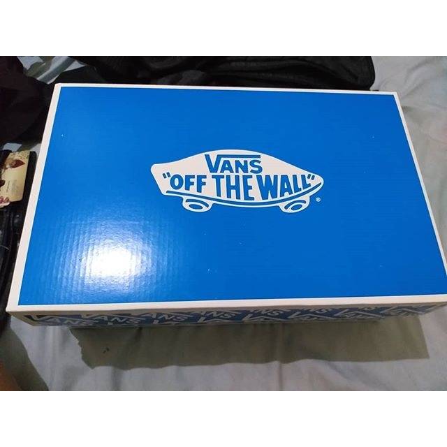 BOX SEPATU JUMBO VANS OFF THE WALL ORIGINAL ASLI 100 PERSEN BIRU BESAR KADO HADIAH ULTAH