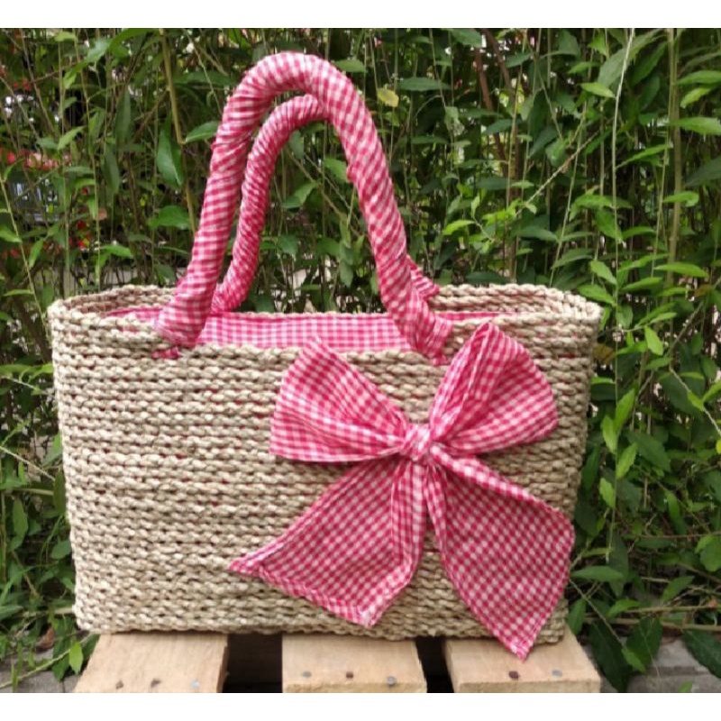 

tas kerajinan anyaman mendong/ tas ulir pandan pita