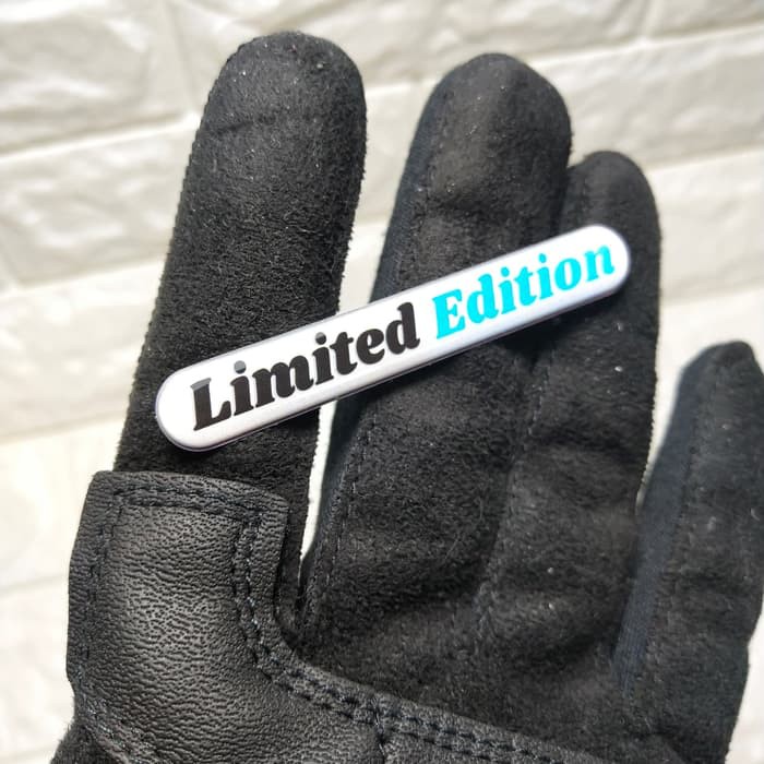 

stiker limited edition putih kecil