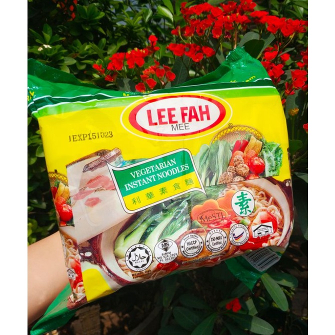 mie Lee fah vegetarian