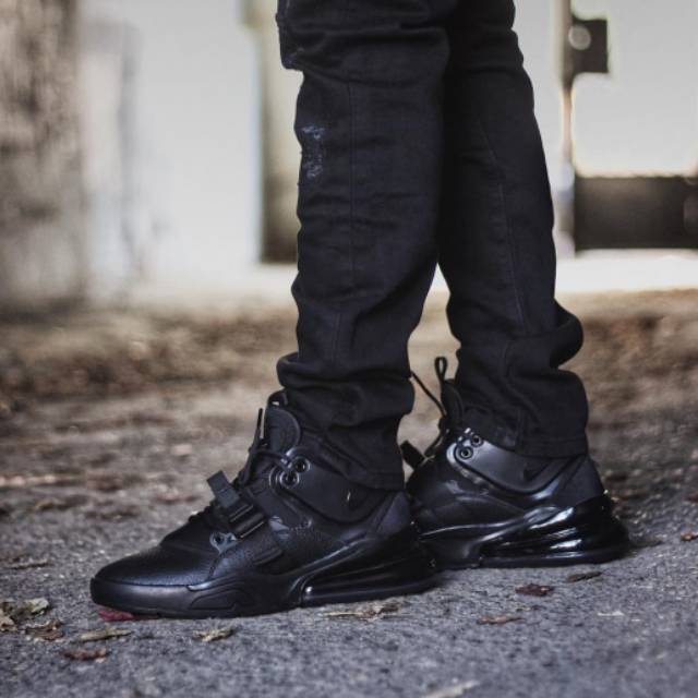 Harga Nike Air Force 270 Terbaru 