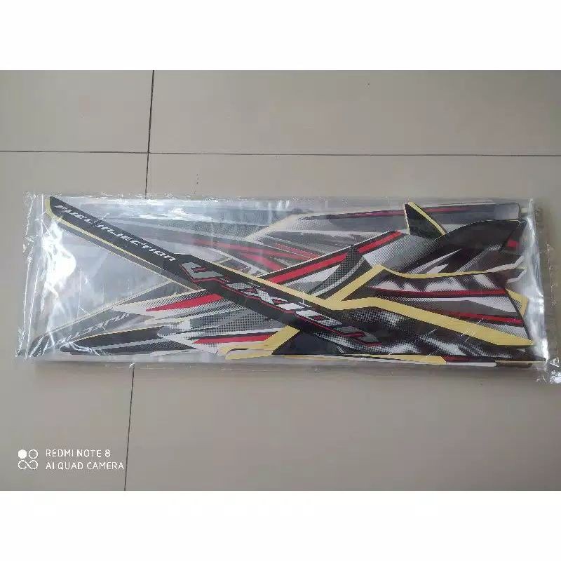 STRIPING STICKER LIS LES BODY MOTOR VIXION OLD 2012