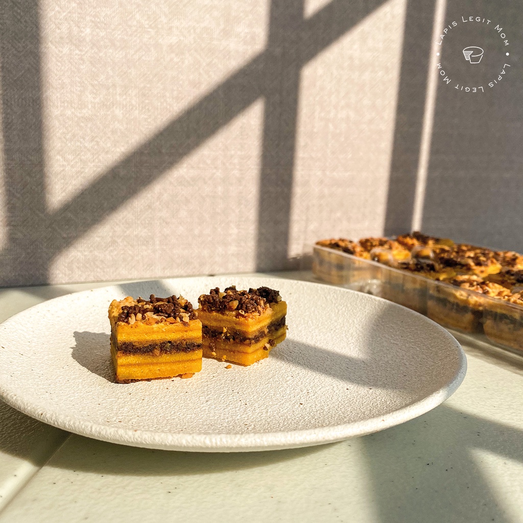 

Lapis Legit Bites Martabak (18 bites) - Lapis Legit Mom