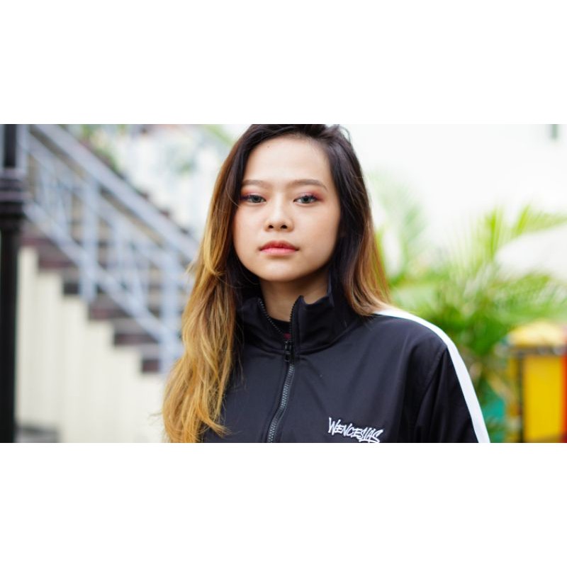 Wenceslas Tracktop casual tapped (Tracktop casual tapped)