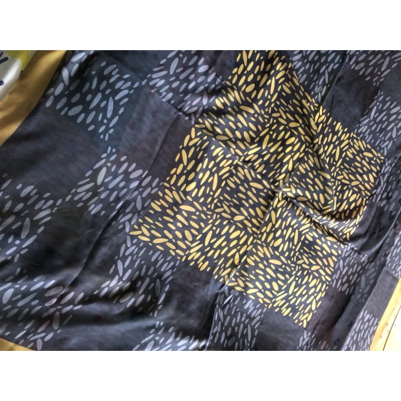 PRELOVED KINAYA SCARF