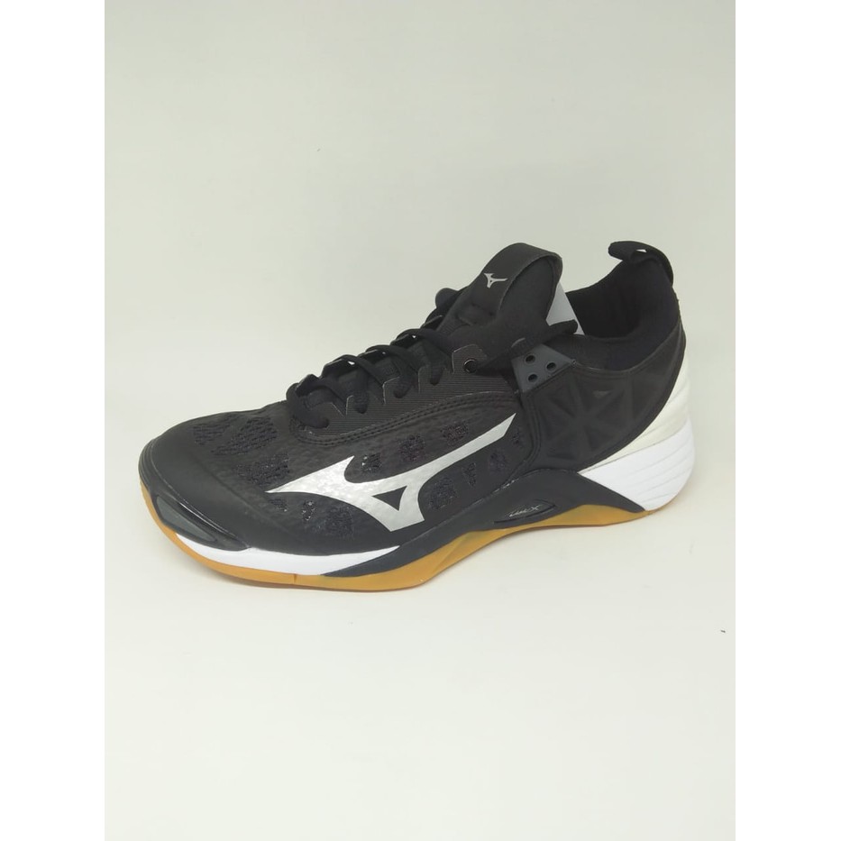 Sepatu Volley Mizuno Wave Momentum Black silver white Original
