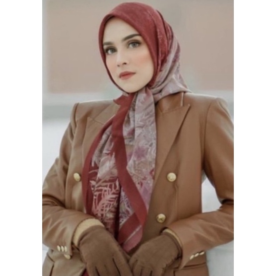 sold# Disney frozen Teaberry buttonscarves