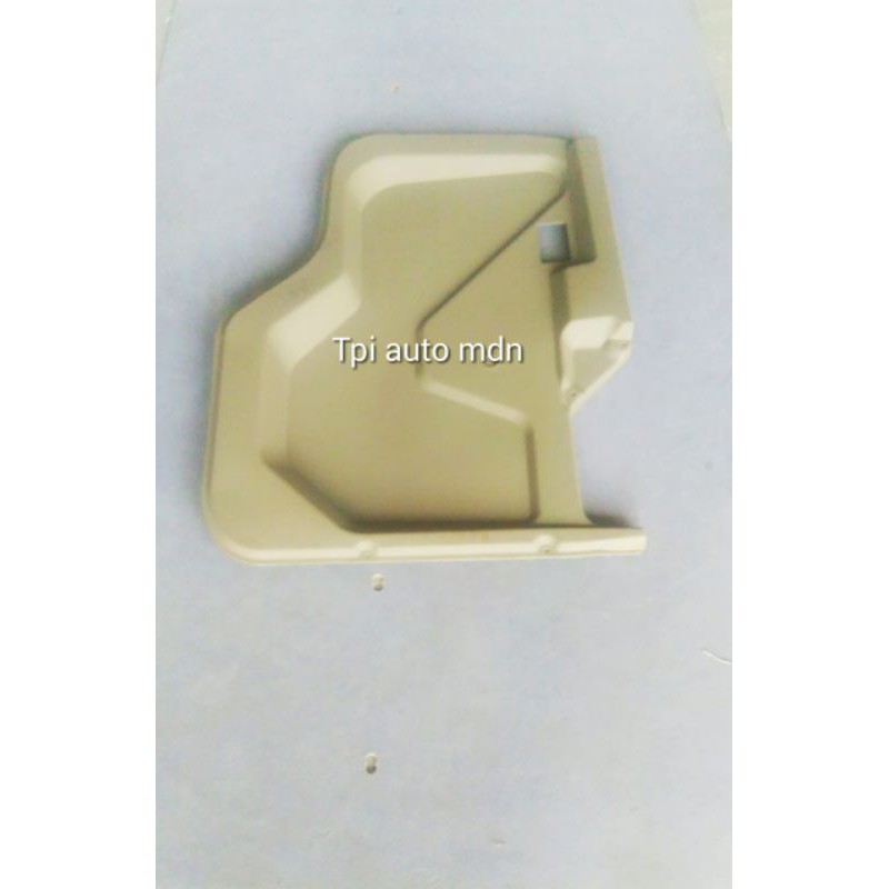 kulit/kain/doortrim dalam mobil truck fuso/ps.190 kiri