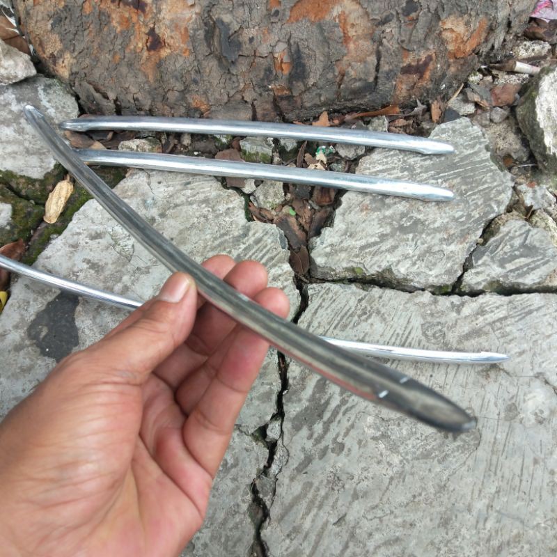 List alumunium tepong Vespa super sprint import