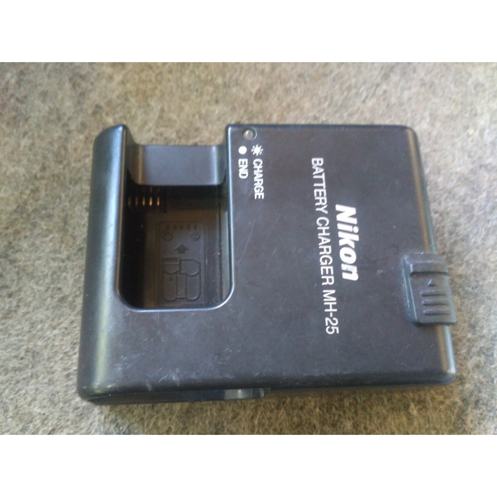 BEKAS Charger Nikon MH-25 EN-EL15 D600 D610 D750 D800 D7000 D7100
