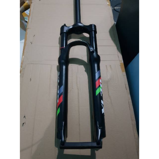 Fork XLR8 27.5 lock for MTB Mountainbike