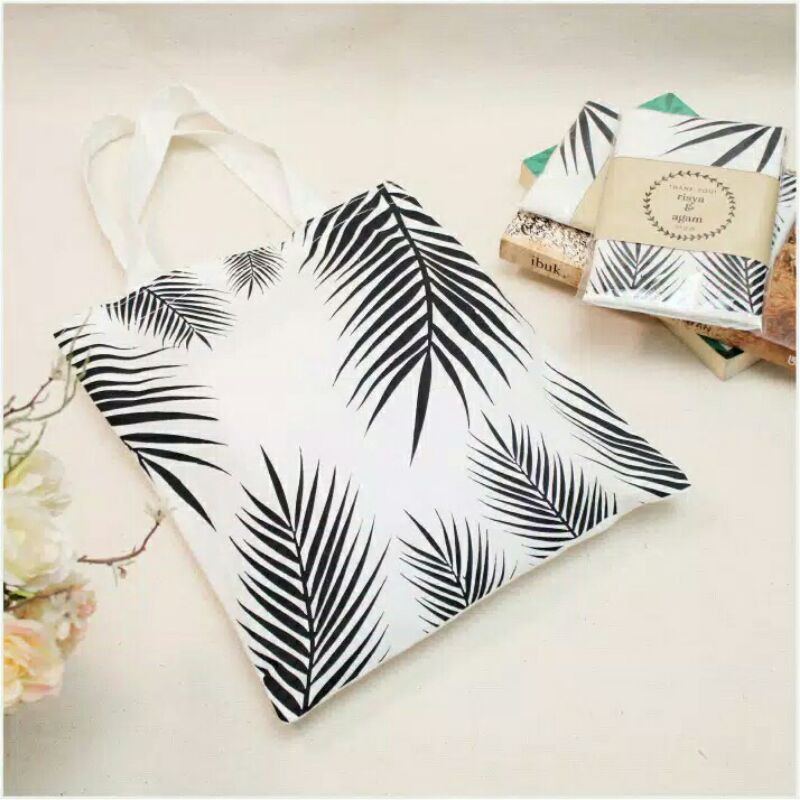 Totebag Blacu Souvenir Pernikahan Unik dan lucu |Totebag souvenir blacu/free desain custom