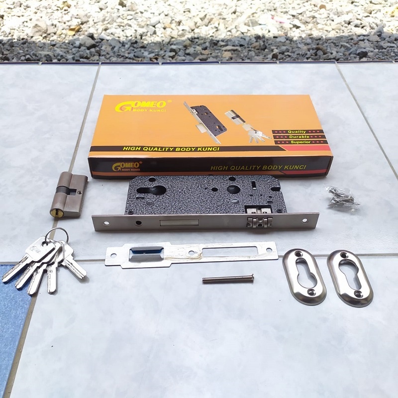 kunci pintu kupu tarung double dan pintu 1 body pelor kupu tarung GOMEO dan ENGSEL PINTU RUMAH 5INCH