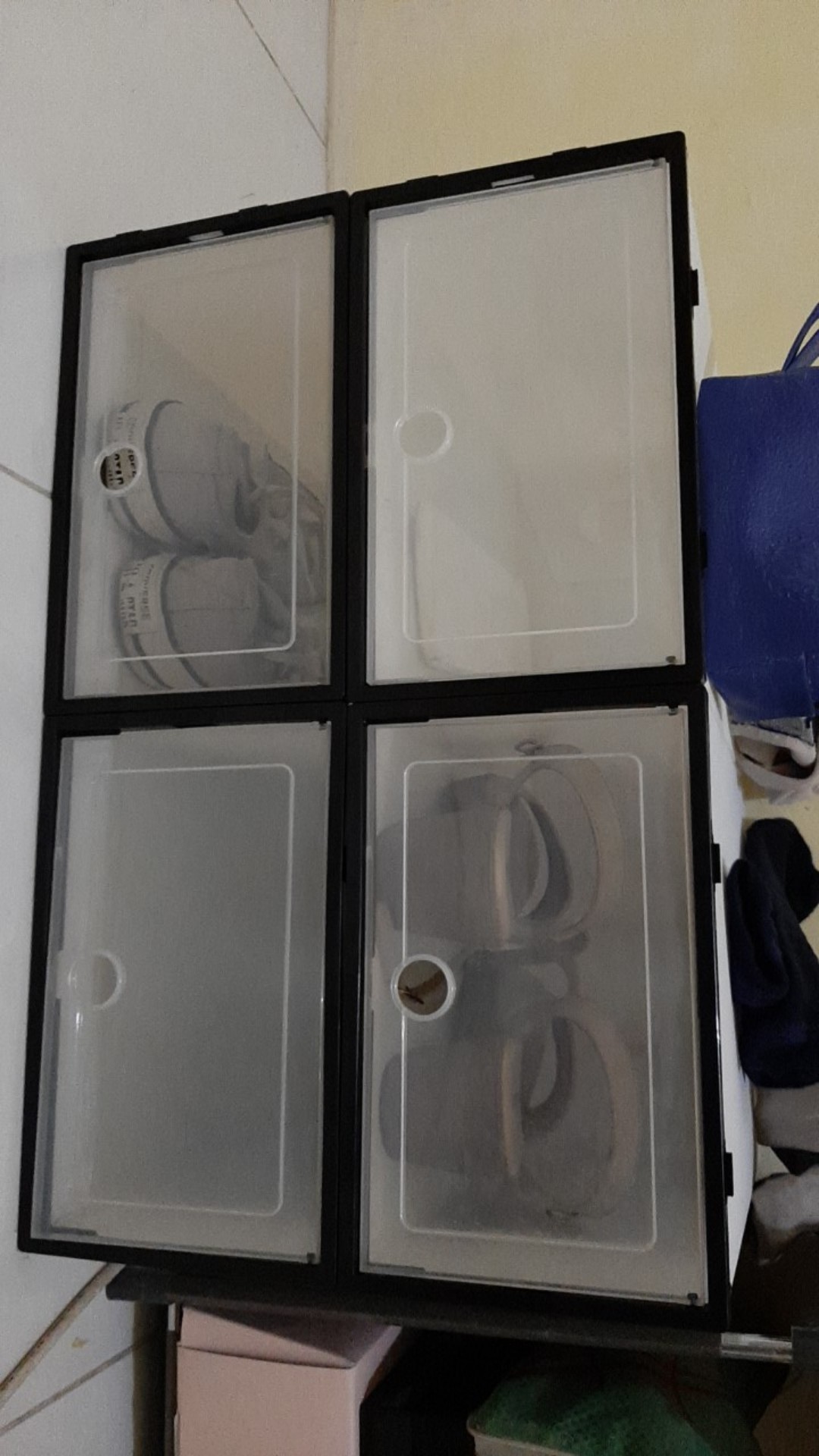 Kotak Sepatu Sandal Lipat Flip