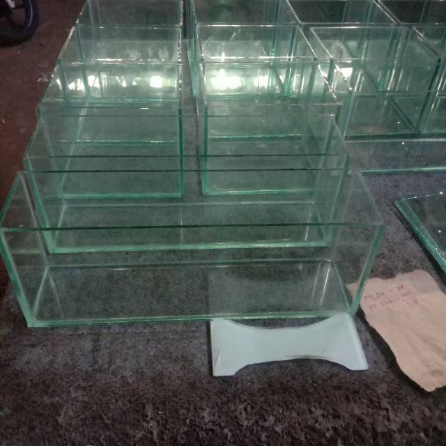 Aquarium Mini Ikan Hias 25x15x20.