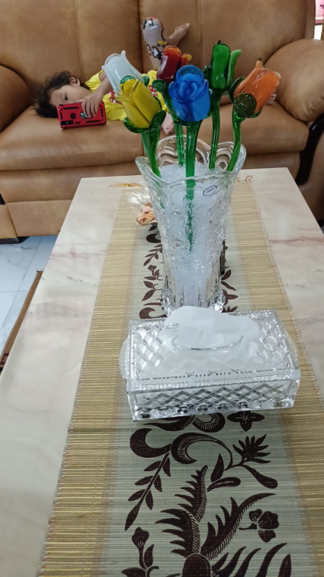 Tempat Tissu Kristal